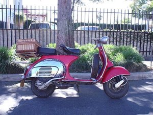 1959 Vespa 150 Repair