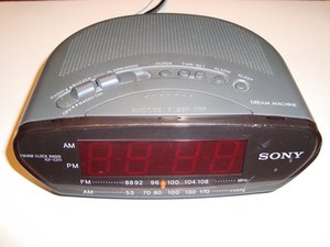 Sony Dream Machine ICF-C211