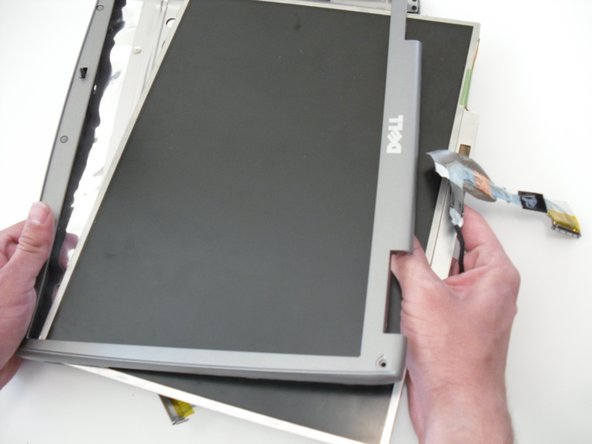 جدا سازی LCD لپتاپ از قاب 88