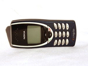 Nokia 8290