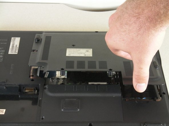 جدا کردن RAM لپتاپ