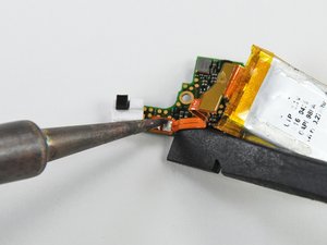 Installing iPod Shuffle 3rd Generation Battery