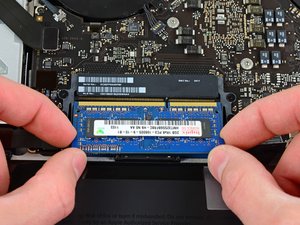 Installing MacBook Pro 15" Unibody Early 2011 RAM