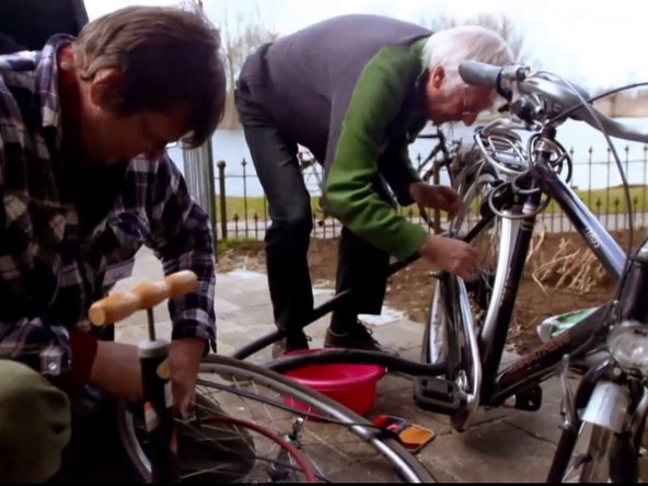 Fixing bicycles at the repair cafe