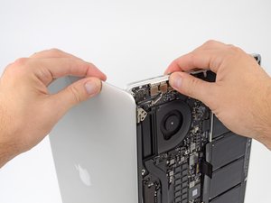 Installing MacBook Pro 15" Retina Display Mid 2012 Display Assembly