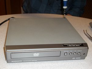 Top case and faceplate removal