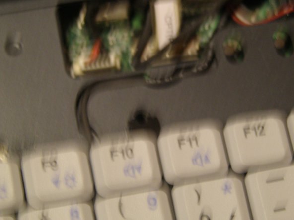 تعویض کیبورد لپتاپ 4