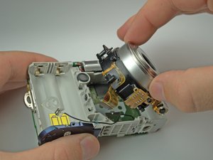 Installing Nikon Coolpix L18 Lens