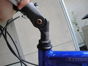Adjust Goose-neck (adjustable quill stem) on Specialized Expedition