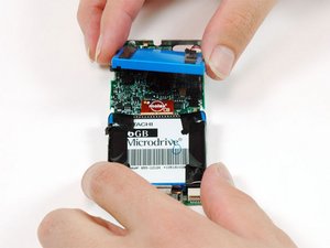 Installing iPod Mini Battery