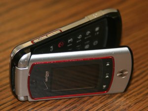 Motorola Adventure V750