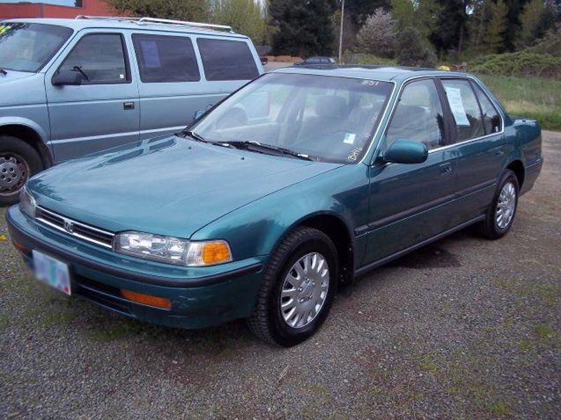 1993 Honda accord station wagon blue book #1