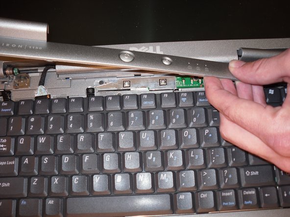 تعویض صفحه کلید لپ تاپ 33