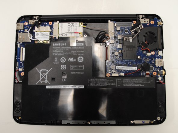 تعویض اسپیکر لپتاپ 1