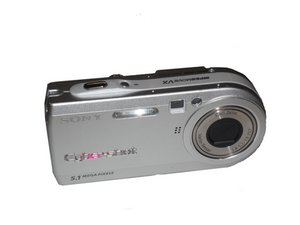 Sony Cyber-shot 5.1 mega pixel DSC-P100