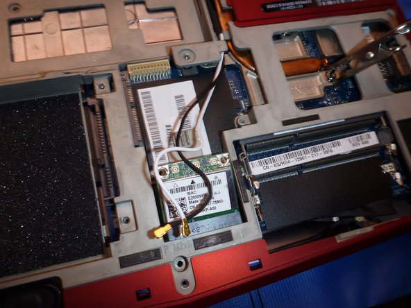 آموزش باز کردن کامل لپتاپ 66 کارت وایرلس