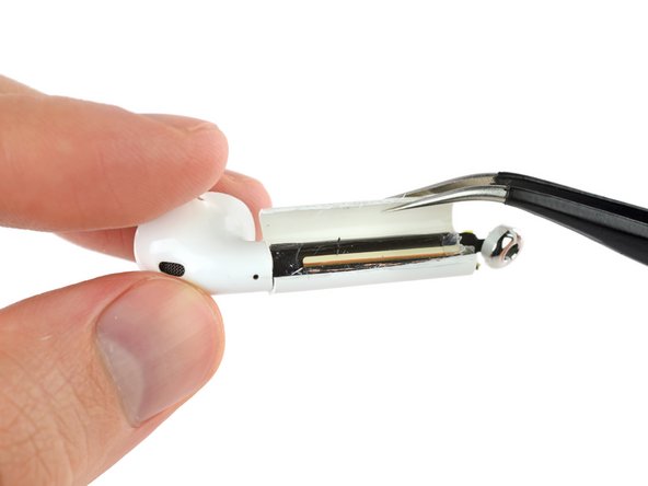 AirPods teardown