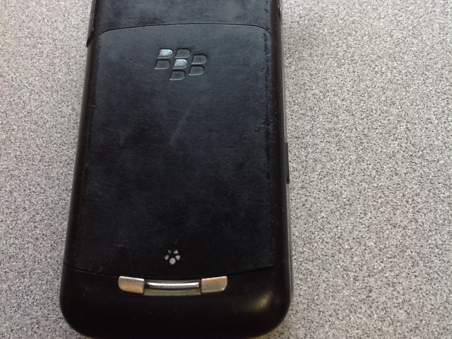 BlackBerry Pearl Flip 8220 Battery - iFixit Repair Guide