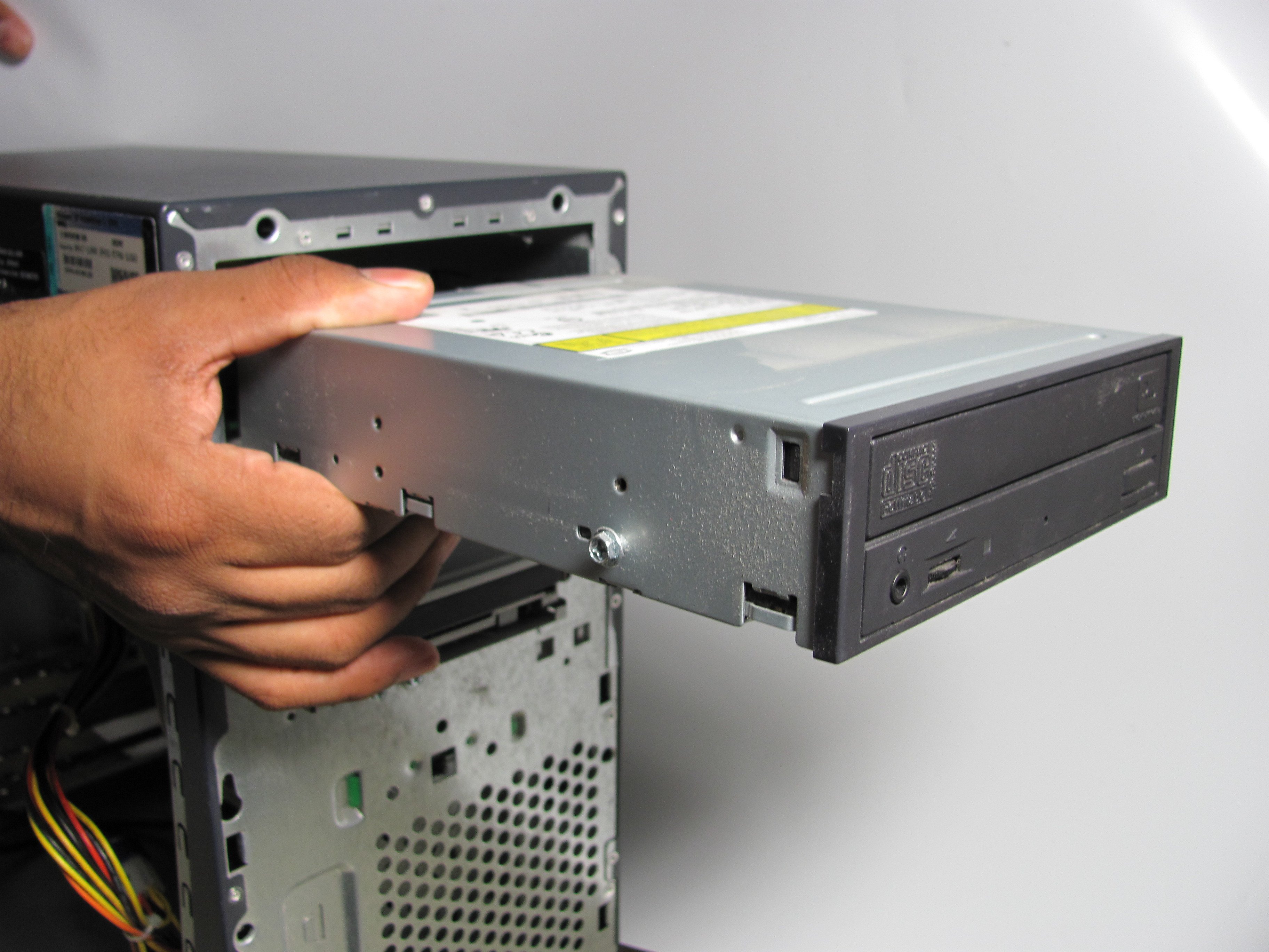 Dell Dimension 4600 Optical Drive Replacement - iFixit Repair Guide