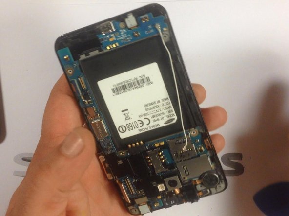 Release the side buttons. The arrow will point you to where they are.