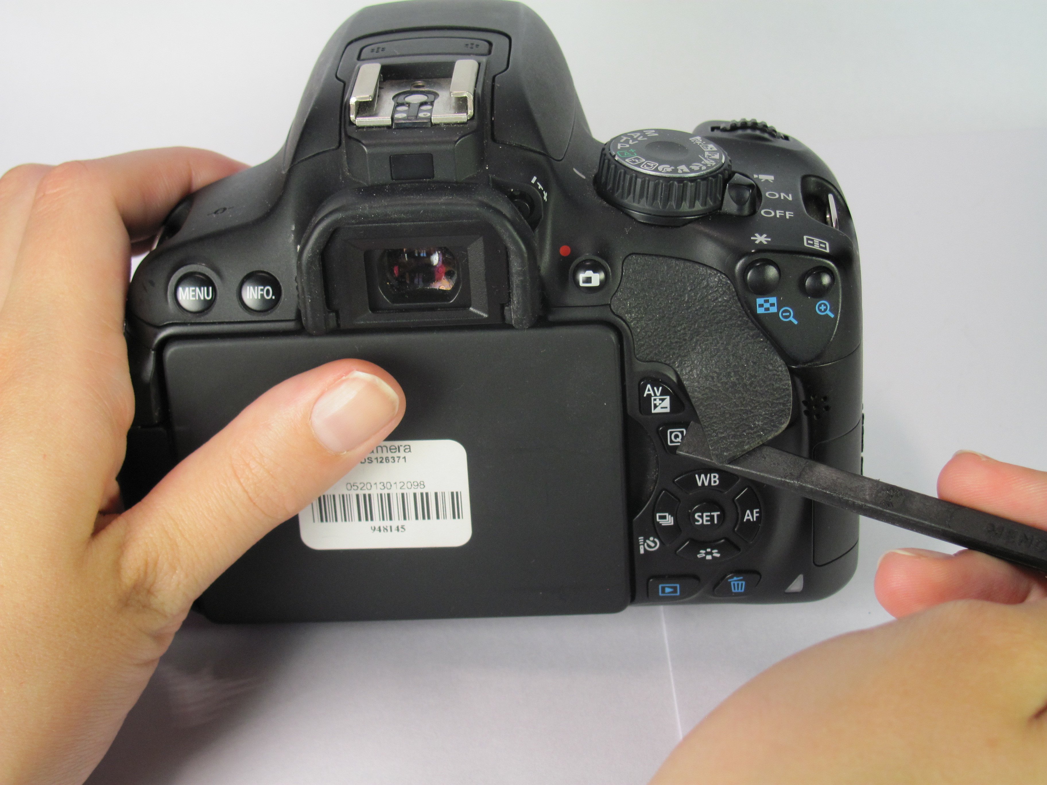 Canon EOS Rebel T4i Rubber Grips Replacement iFixit Repair Guide