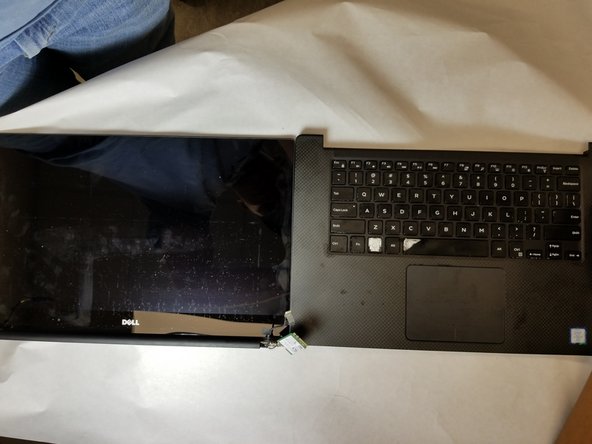 تعویض صفحه نمایش 5510 دل