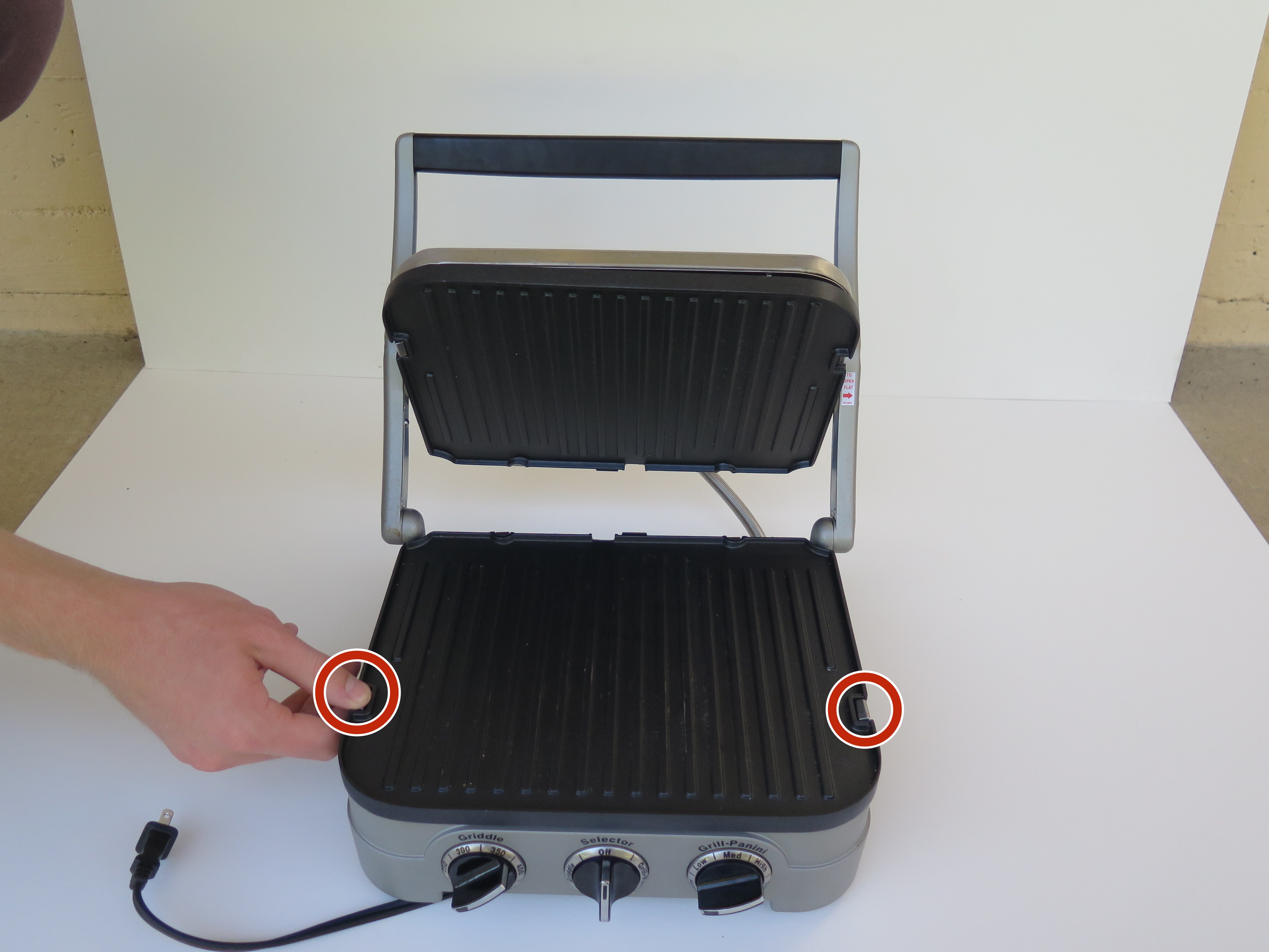 Cuisinart Griddler GR4N Cooking Surfaces Replacement iFixit Repair Guide