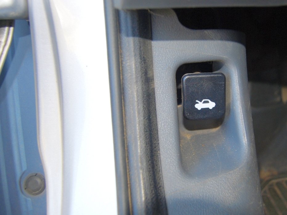 20032011 Honda Element Spark Plug Replacement (2003, 2004, 2005, 2006