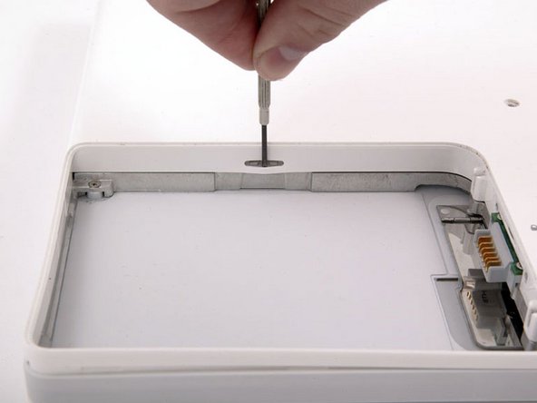 Image 1/1: Be careful not to break this clip!