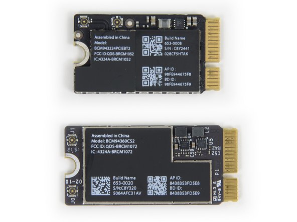 Image 2/3: The AirPort card comes equipped with exactly the same hardware as we found in the [guide|15042|13" Air|stepid=49089]: