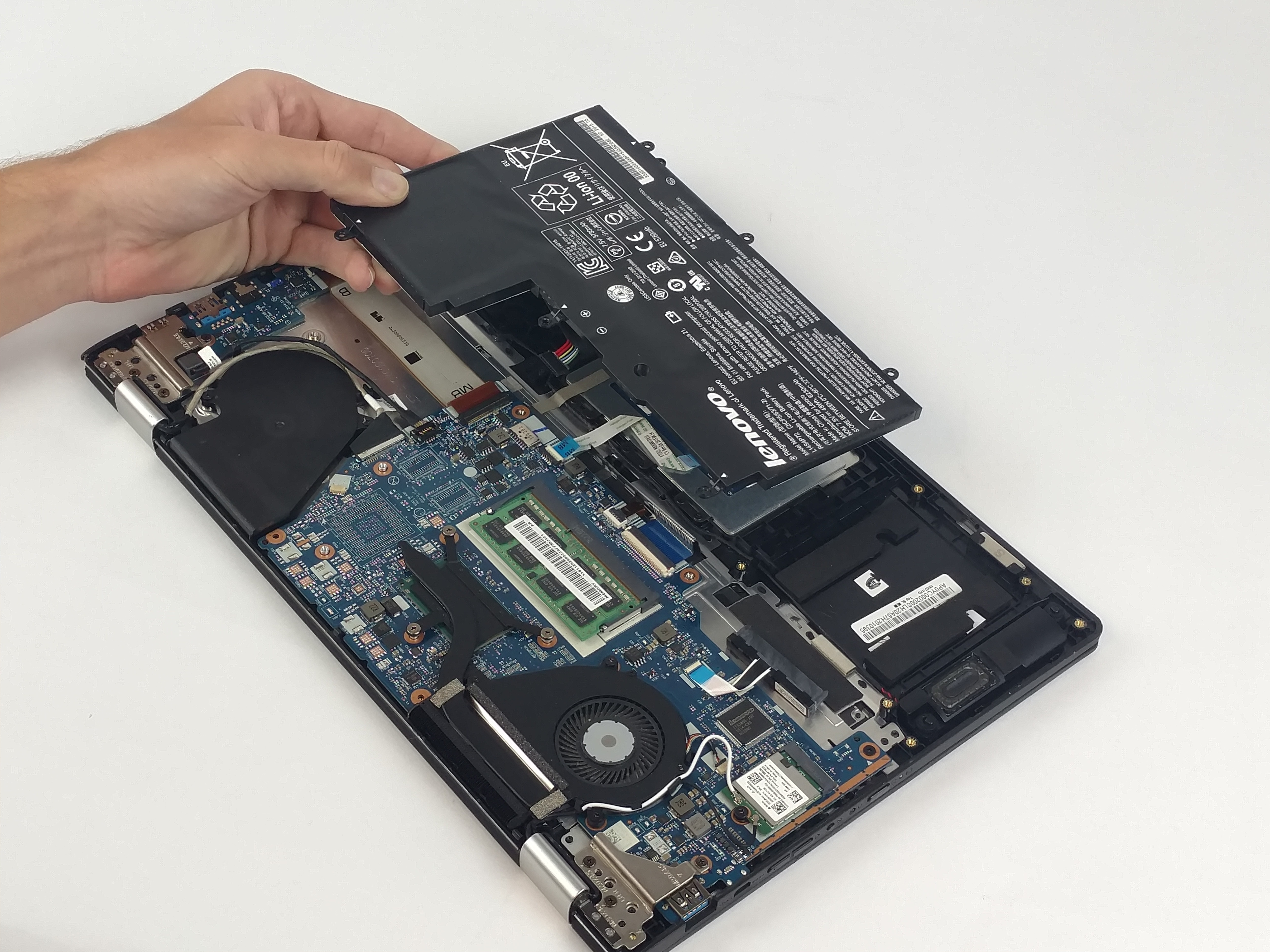  Lenovo Yoga 3 14 Battery Replacement - iFixit Repair Guide