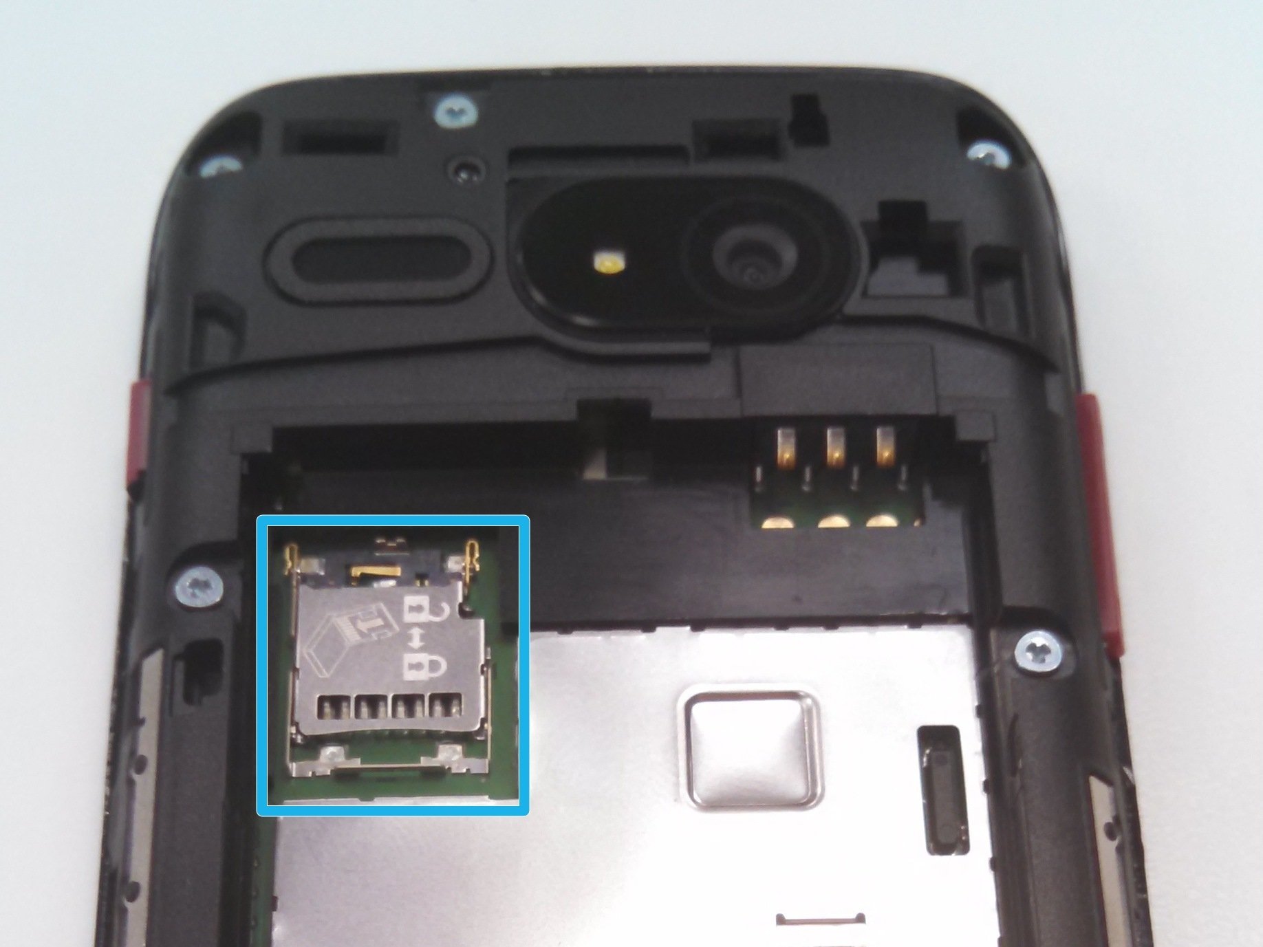 Kyocera Event MicroSD Card Replacement iFixit Repair Guide