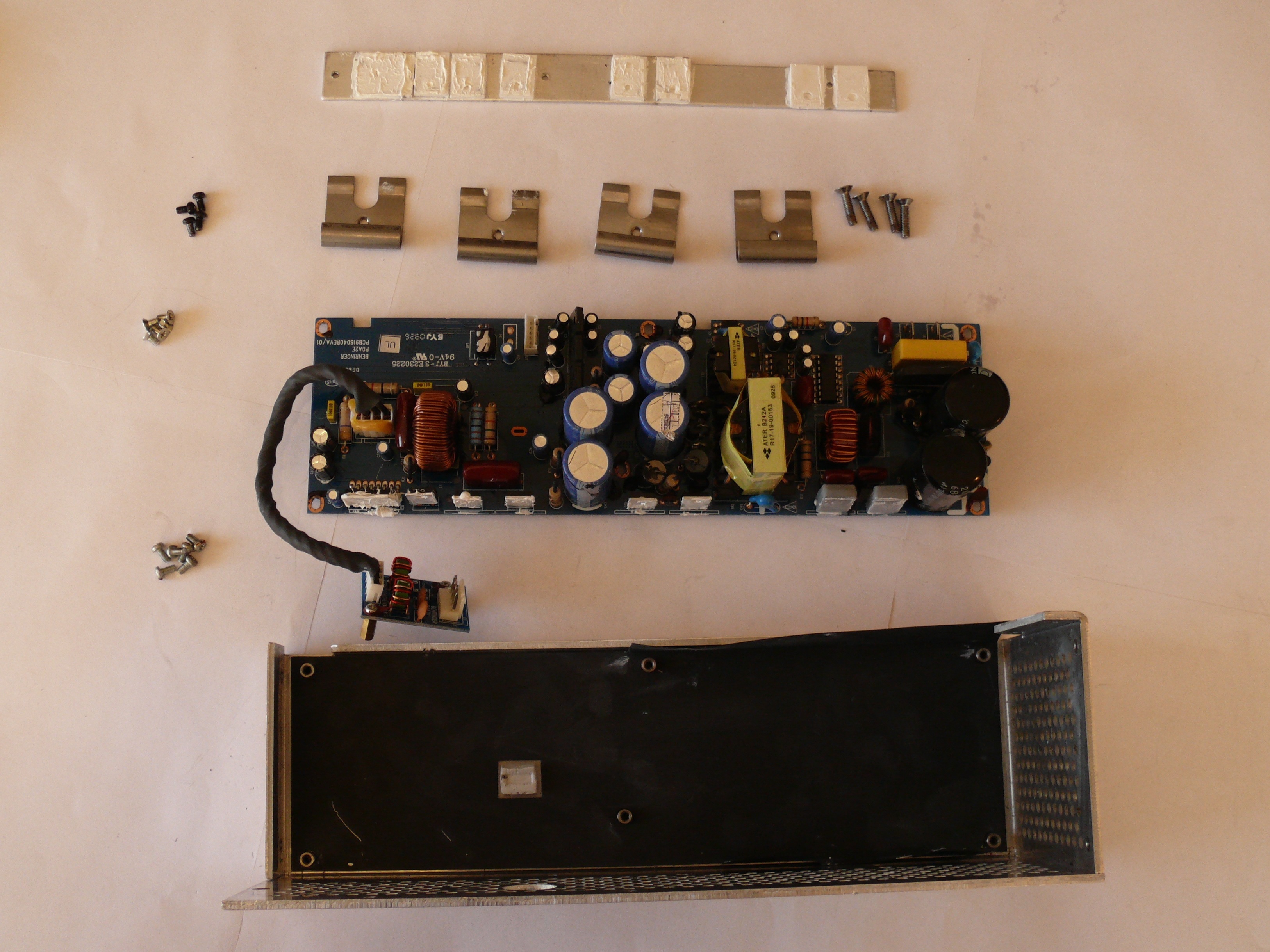 behringer b115d schematic