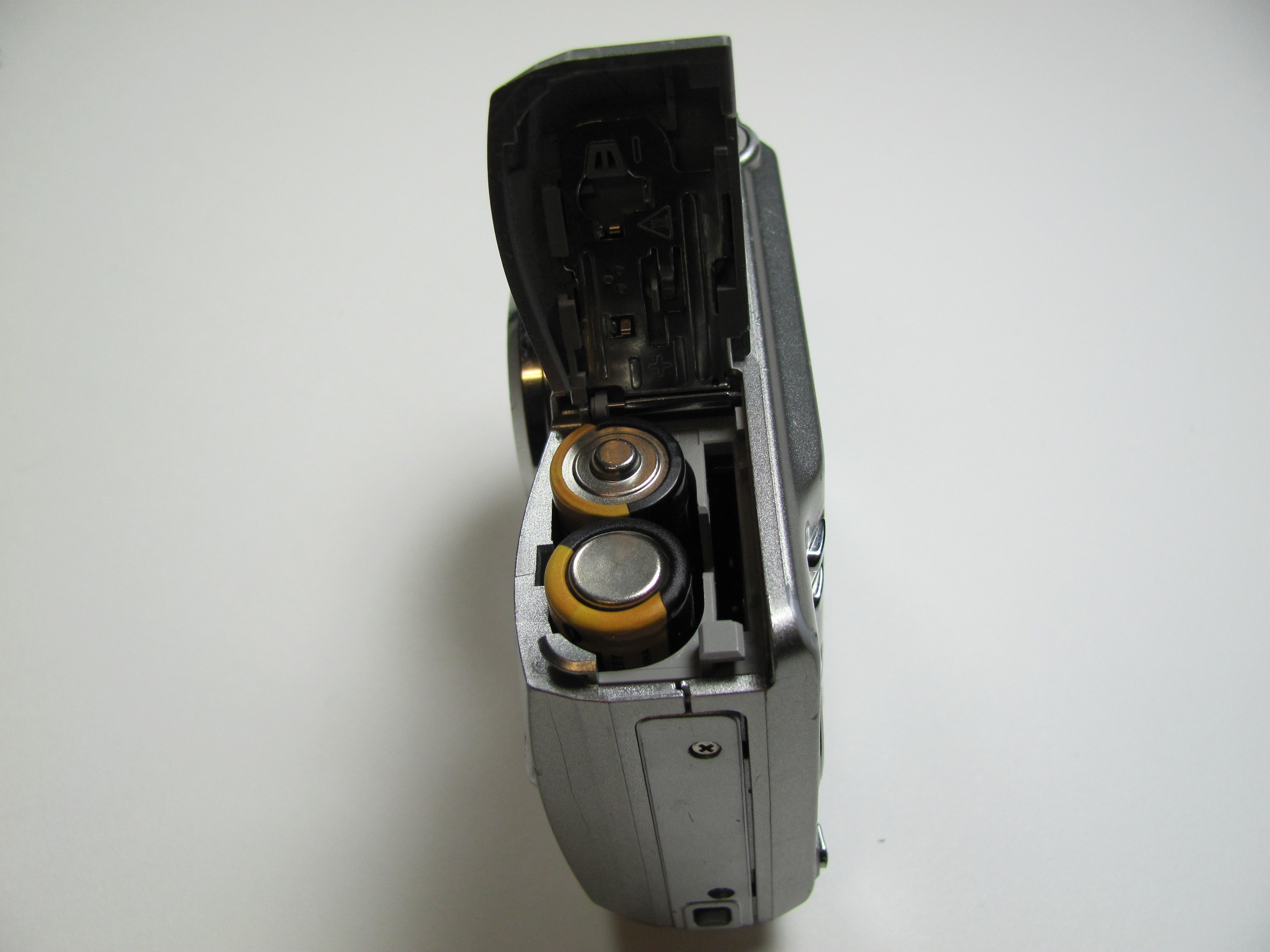 Kodak EasyShare C713 Batteries Replacement iFixit Repair Guide