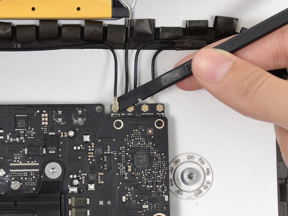 Image 3/3: Note the original positions for each connector when reconnecting the cables.