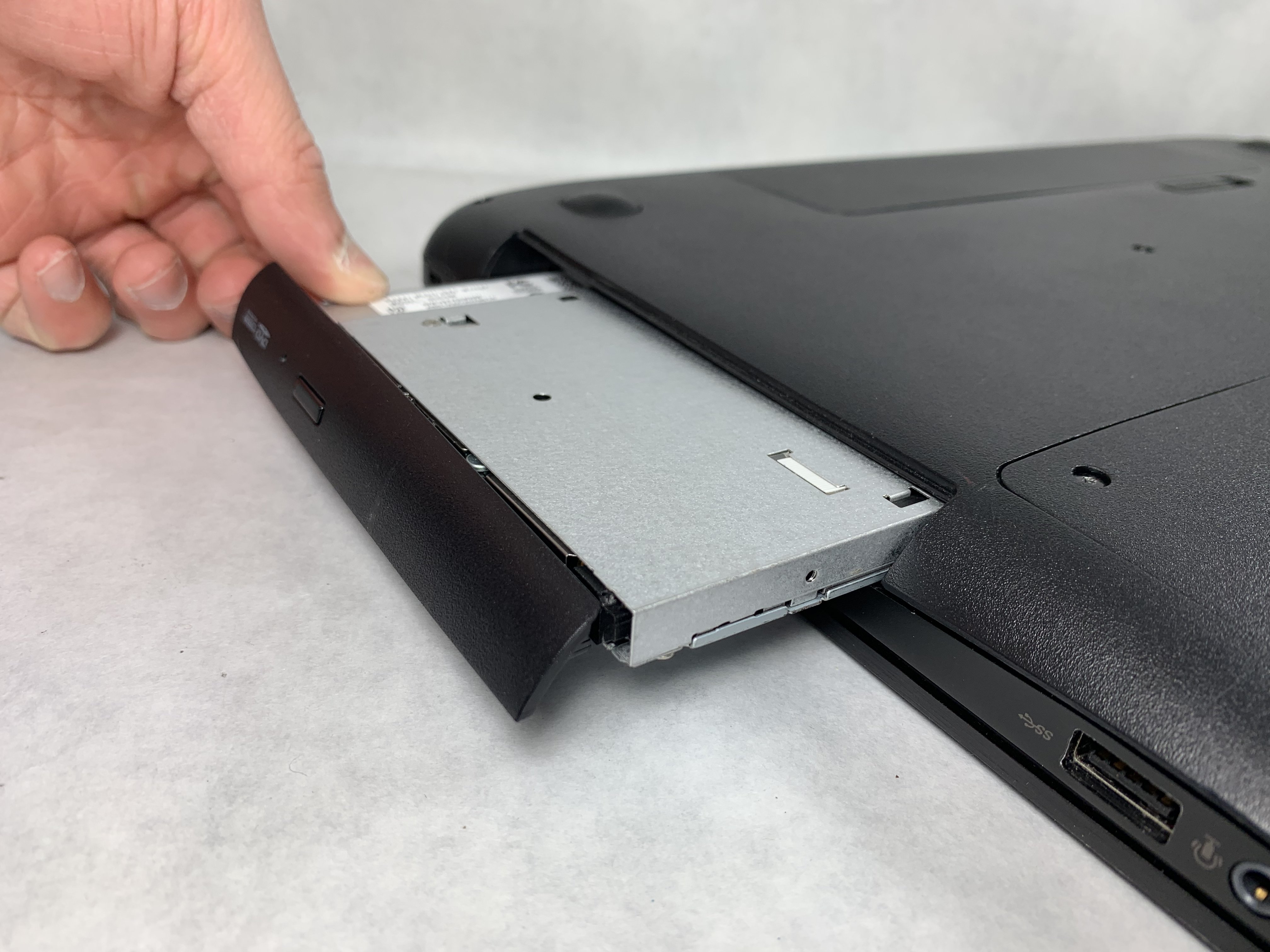 Asus GL551JWAH71 Optical Drive Replacement iFixit Repair Guide