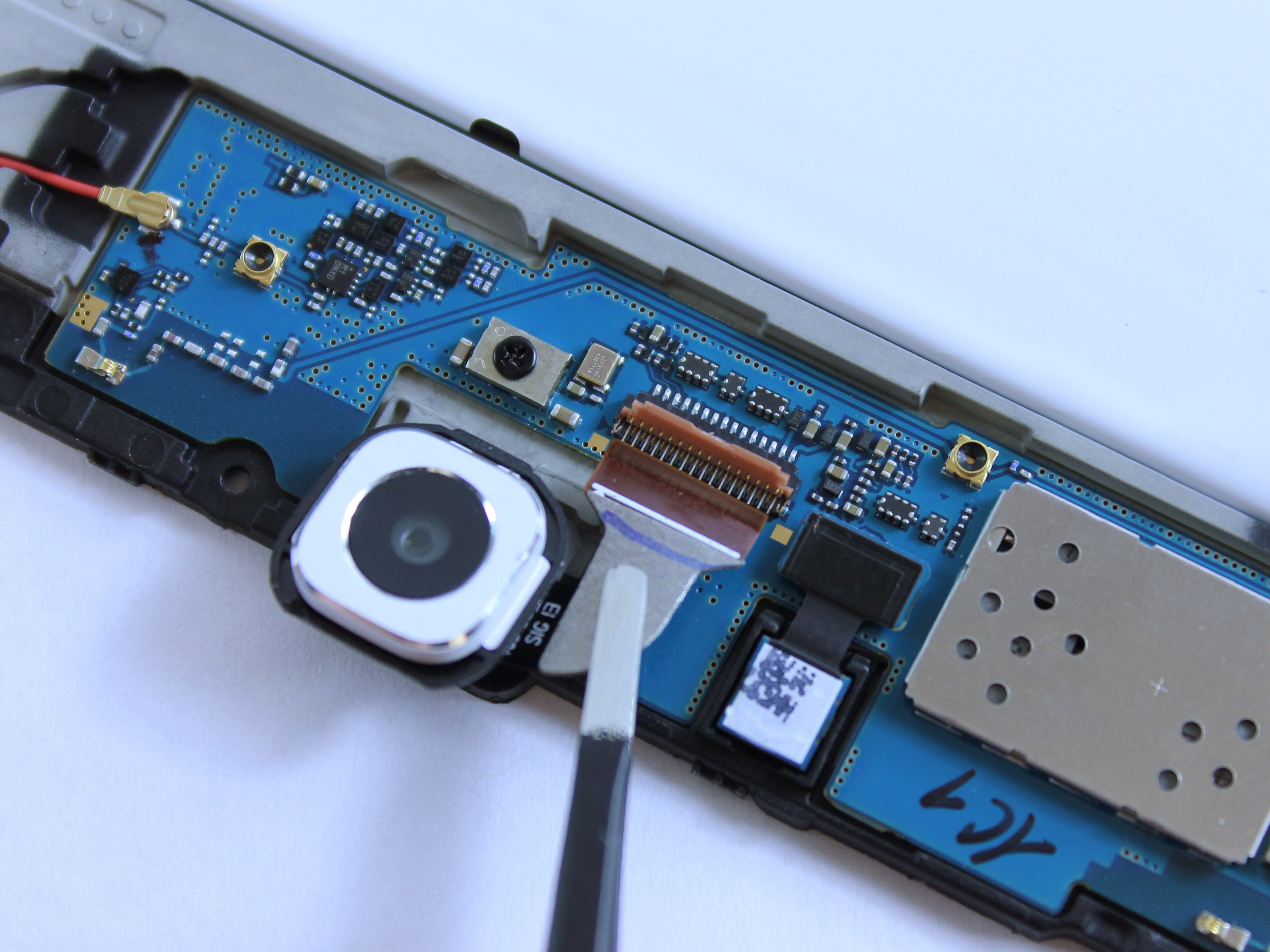 Samsung Galaxy Tab S2 9.7 Verizon Tablet RearFacing Camera Replacement