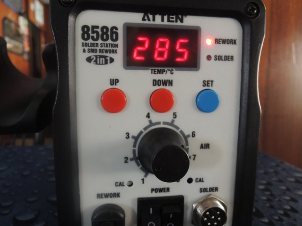 Image 1/3: Set a low air flow: 1 or 2 (on a 1 to 7 scale).