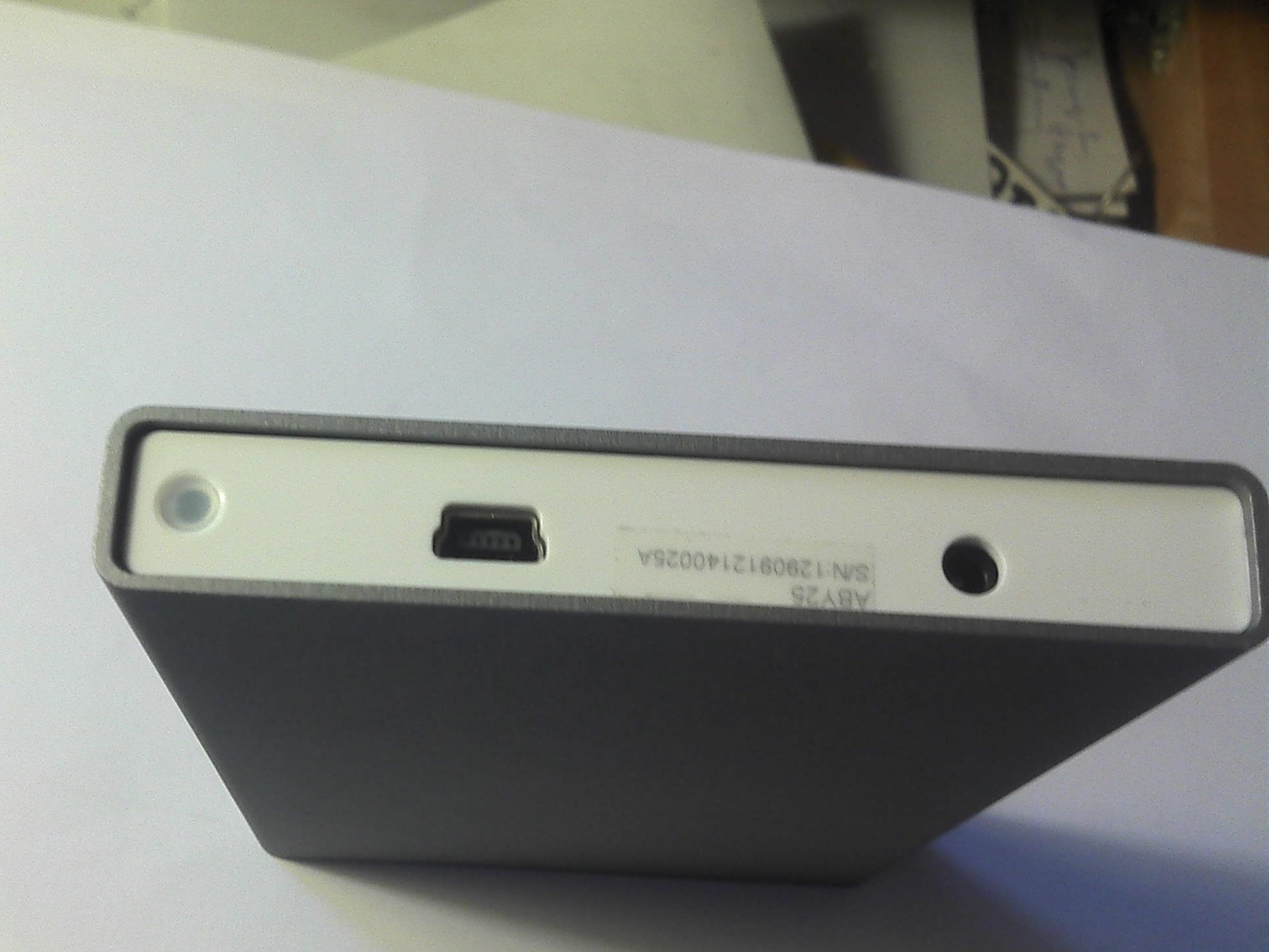 Disassembling Lacie petit 500GB n2870 ABY25 Hard drive iFixit Repair