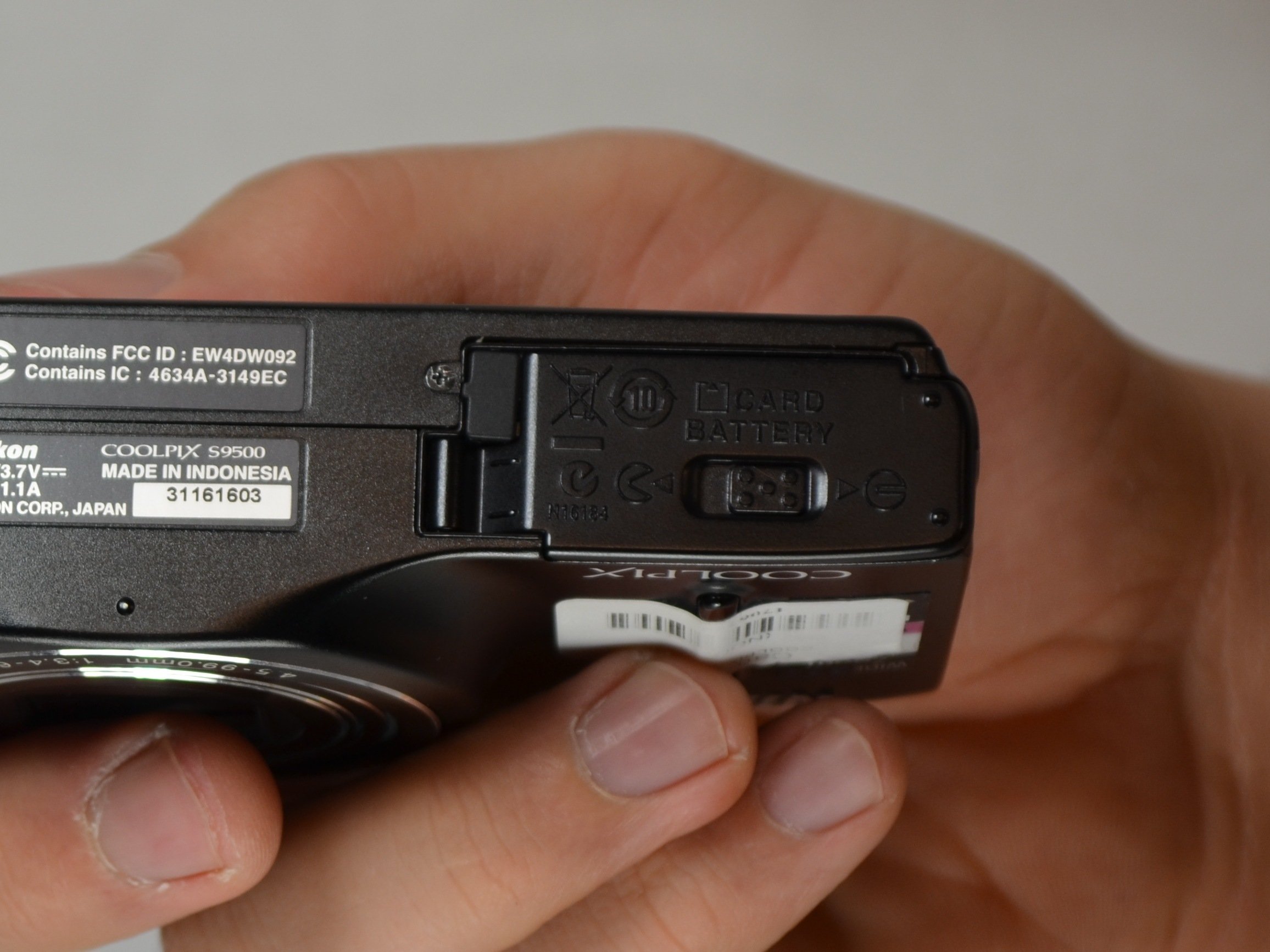 Nikon COOLPIX S9500 Battery Replacement iFixit Repair Guide