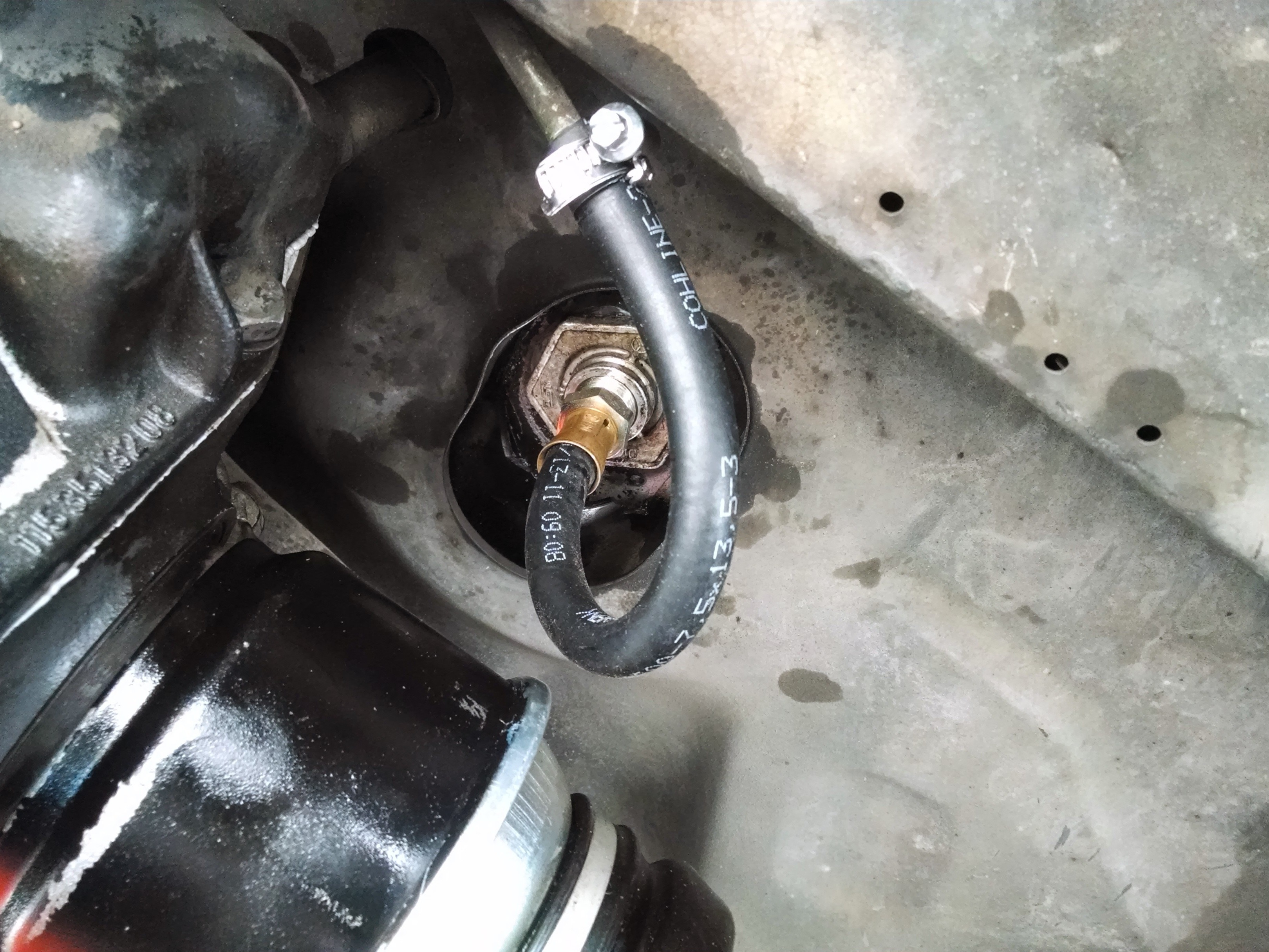 Mercedes W123 Fuel Lines (Rear) Replacement iFixit Repair Guide