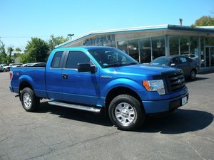 How To Remove A Battery From A 2013 Ford F 150 Youtube