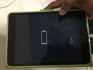 Solved Ipad Not Turning On Stuck In Charging Symbol During Ios 11 Update Ipad Mini 2 Wi Fi Ifixit