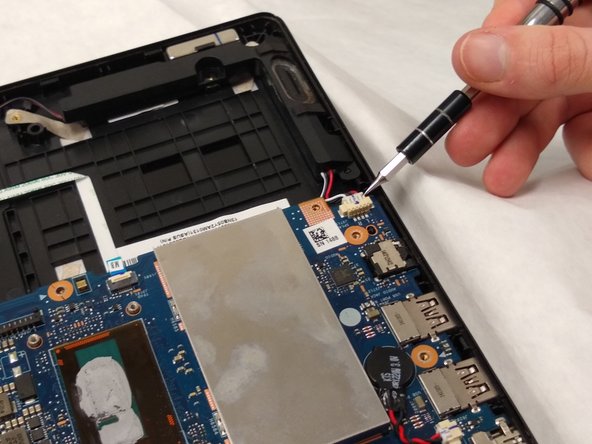 بیرون کشیدن کانکتور