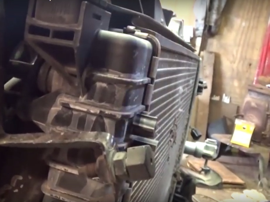 20002006 Audi A4 (B6) Radiator Replacement (2000, 2001, 2002, 2003