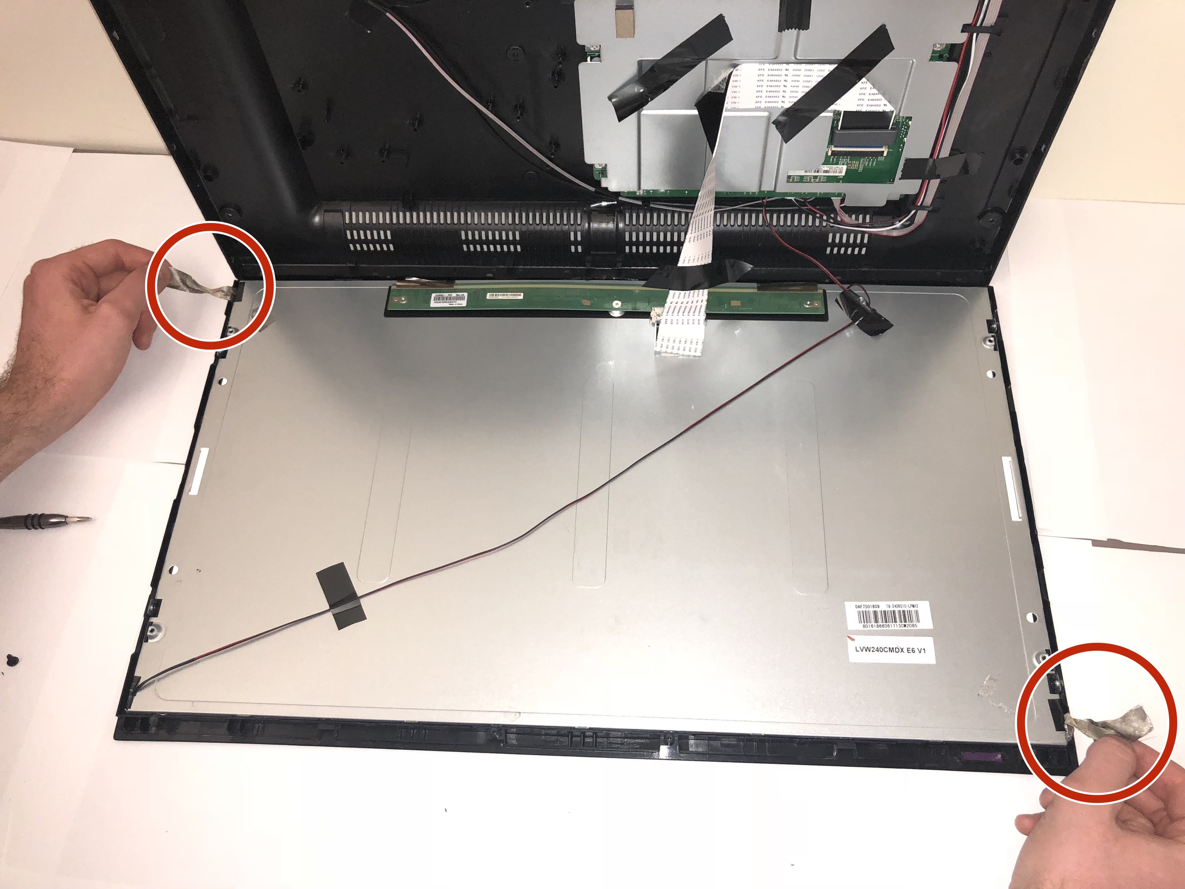 Insignia NS24ER310NA17 Screen Replacement iFixit Repair Guide