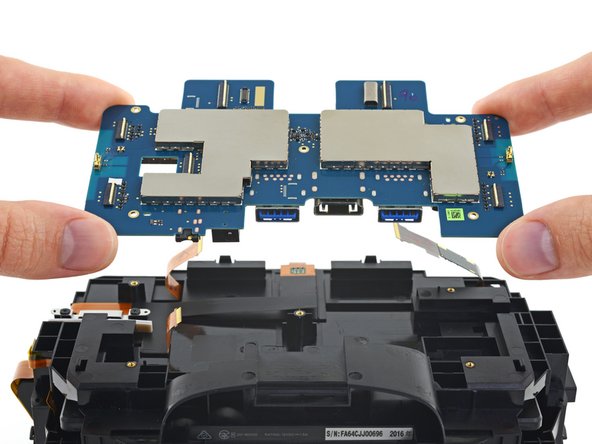 Image 1/2: STMicroelectronics [http://www2.st.com/content/st_com/en/products/microcontrollers/stm32-32-bit-arm-cortex-mcus/stm32f0-series/stm32f0x2/stm32f072r8.html|32F072R8|new_window=true] ARM [http://www.arm.com/products/processors/cortex-m/cortex-m0.php|Cortex-M0|new_window=true] Microcontroller