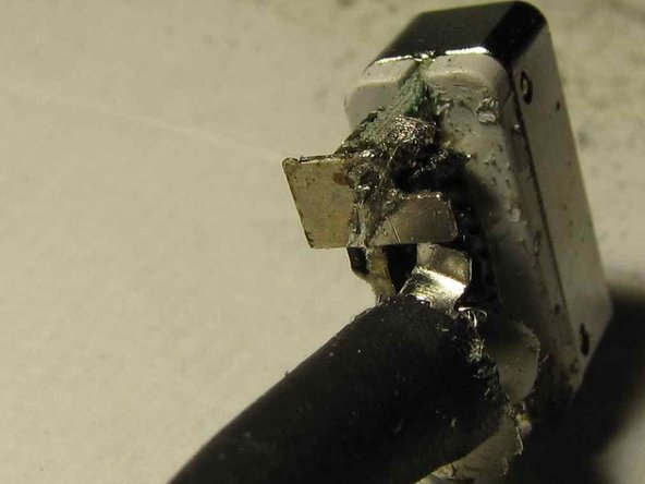 Image 1/1: (You can see the right hand side of the strain relief is short of the tab in this picture.