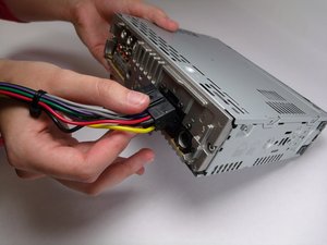 Sony CDX-GT540UI Fuse Replacement - iFixit sony cdx gt540ui wiring diagram 