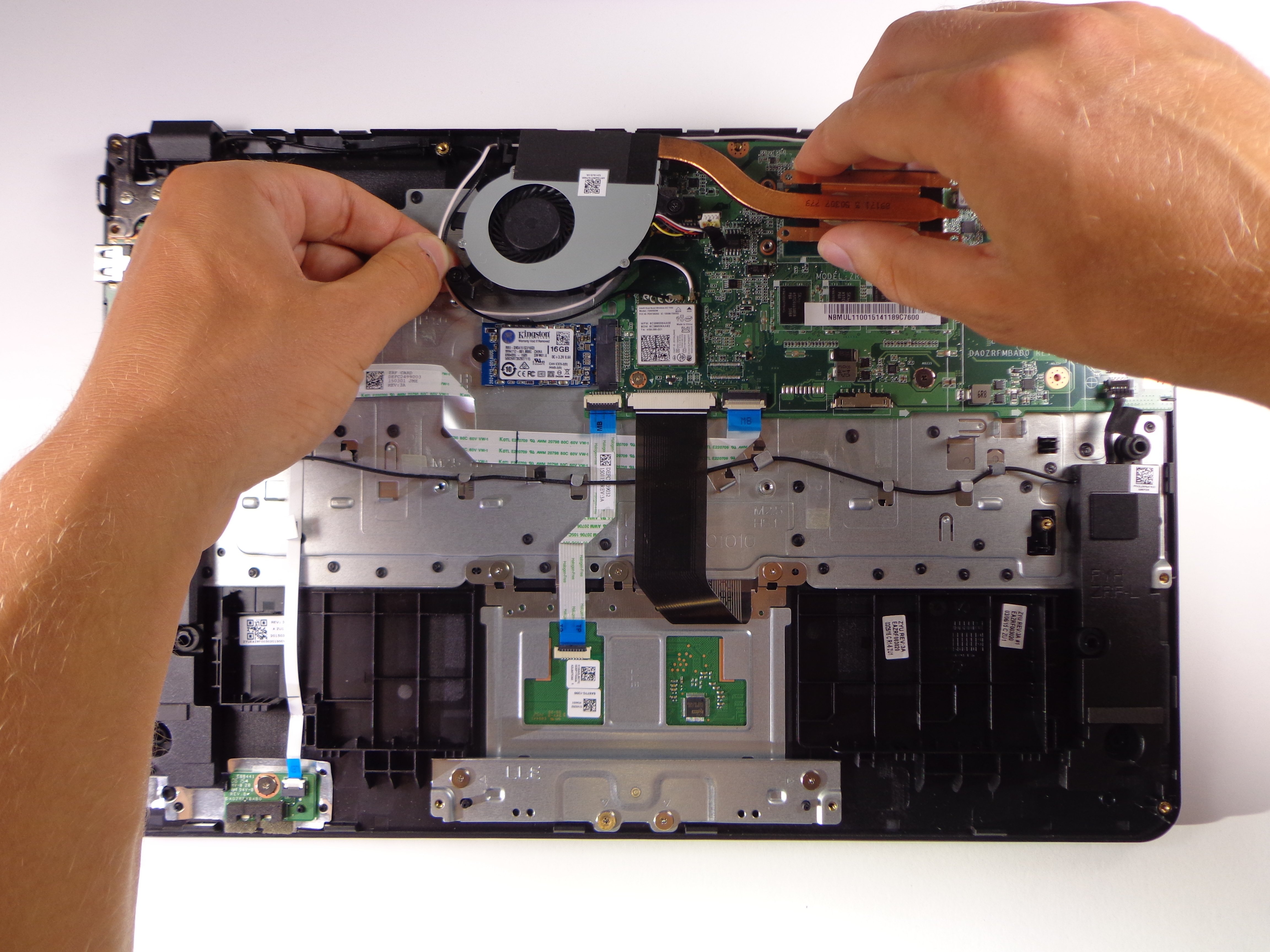Acer Chromebook 15 C910-C453 Fan Replacement - iFixit Repair Guide
